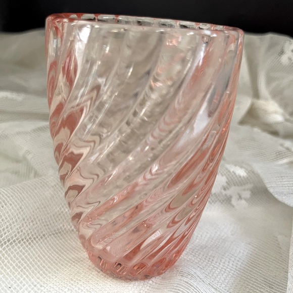 HTF Pre-Owned Rachel Ashwell Simply Shabby Chic Pink Swirl Glass Bathroom Set - Picture 7 of 12